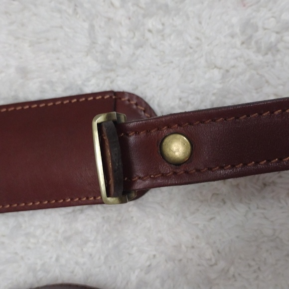 Brown Leather Shoulder Strap Adjustable 40 1/2"-46" L x 1" W #135-44 - Picture 16 of 16